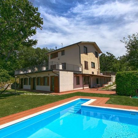 Belvilla By Oyo Villa Insieme San Valentino in Abruzzo Citeriore Bagian luar foto